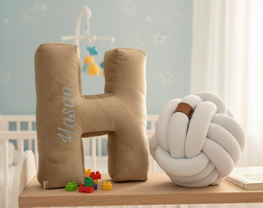 Letter + knot pillow