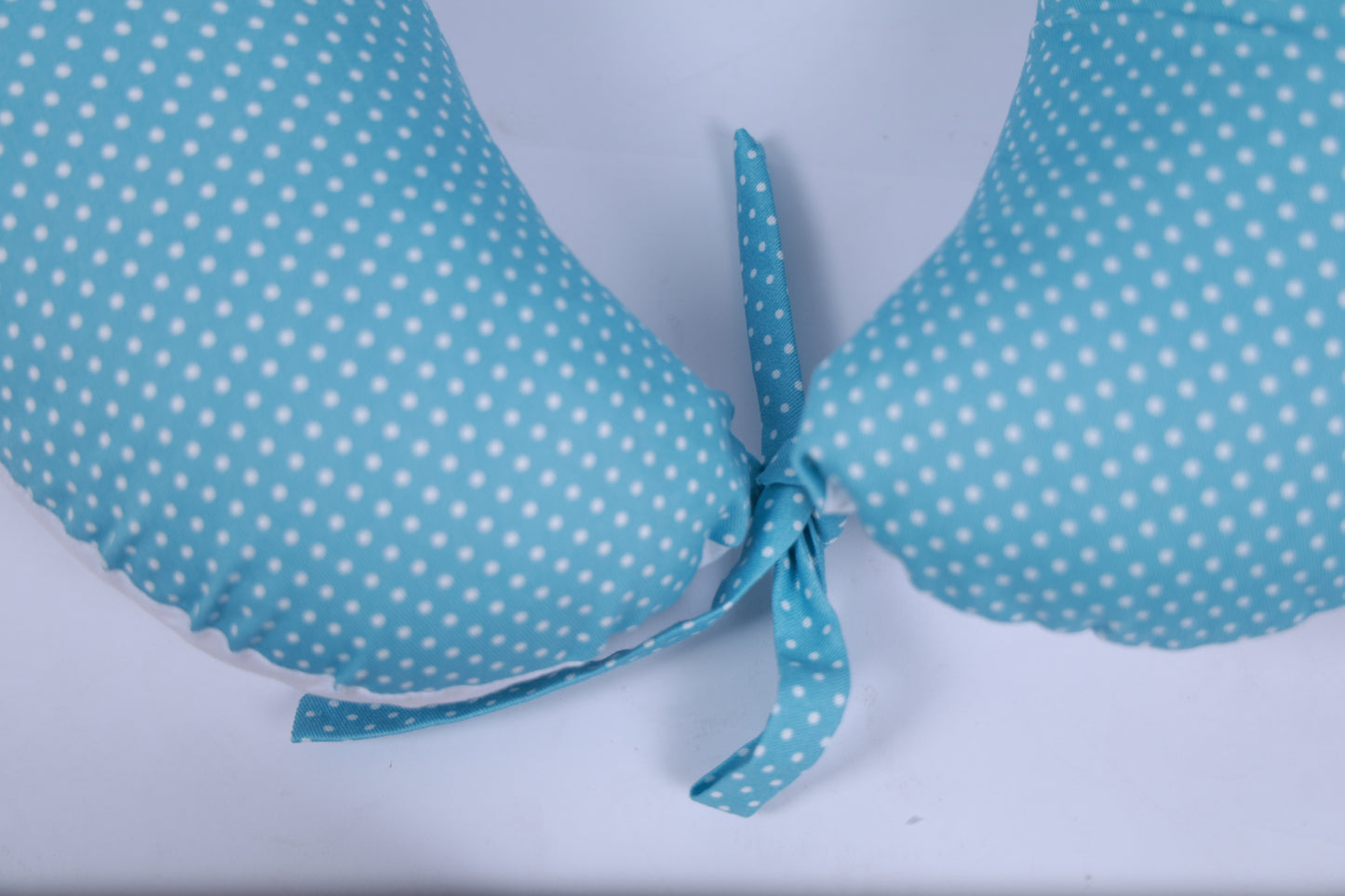 الرضاعة الطبيعية مع هدية