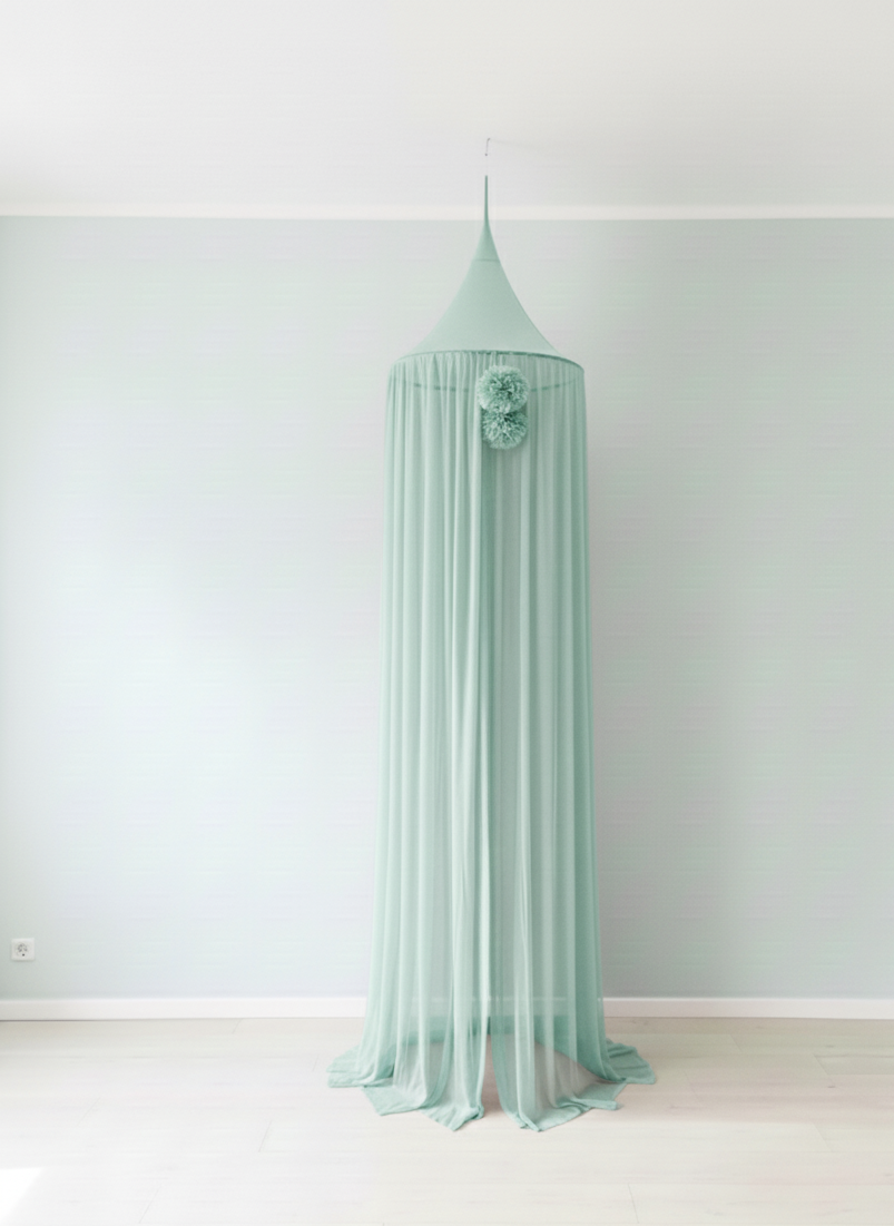 hanging tulle ( light)