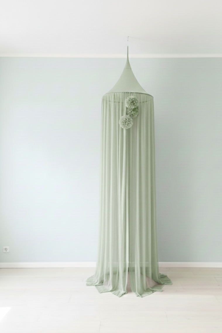 hanging tulle ( light)