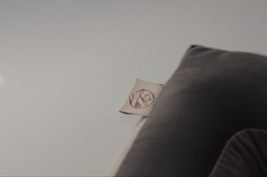 Small letter cushion